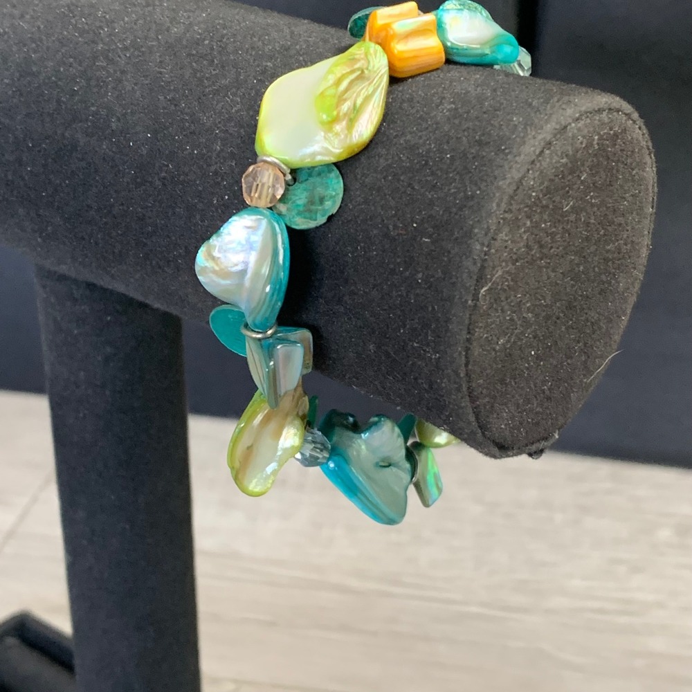 Teal Lime Green Iridescent Shell Shard Stretch Bracelet Coastal Artisan 4614